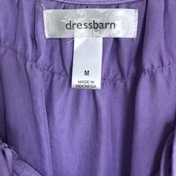 Beautiful Lavender Blouse - size Medium - Picture 3 of 8